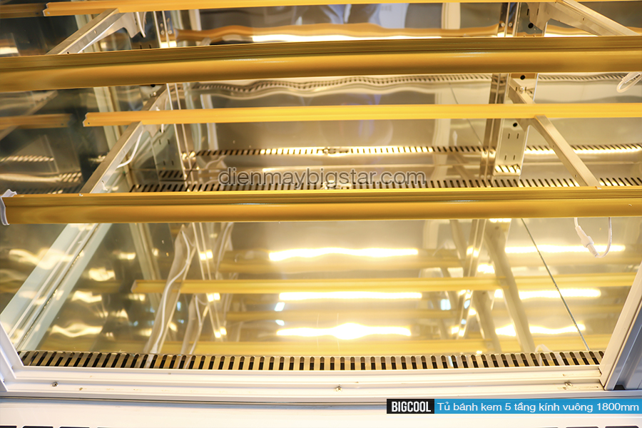 Top những mẫu tủ bánh kem cửa trước đẹp nhất hiện nay 3 Tu banh kem 5 tang kinh vuong 1800mm cua truoc 3 1