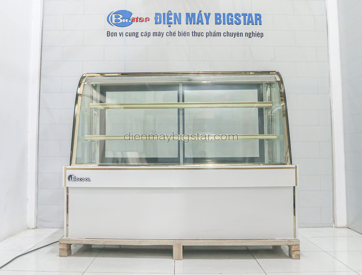 tủ trưng bày bánh kem