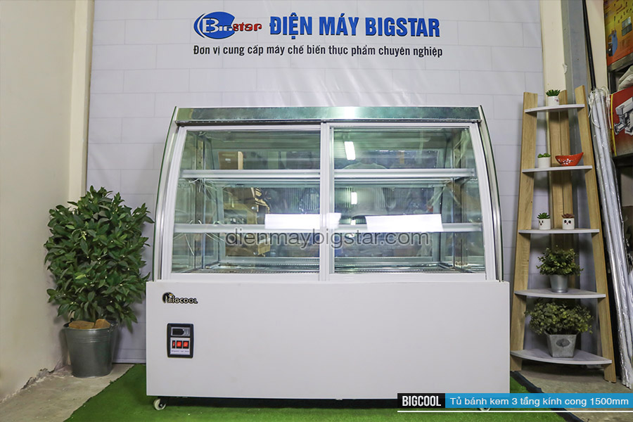 Tu banh kem 3 tang kinh cong cua truoc 1500mm 10